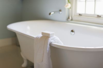 Freestanding Clawfoot Tub